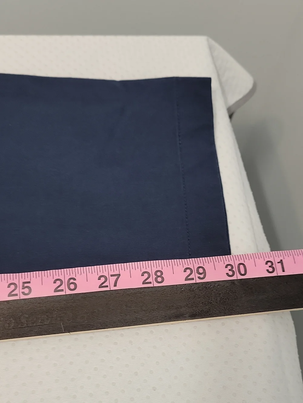J. Crew Blue Tech Dock Navy blue Pants mens size small BS558